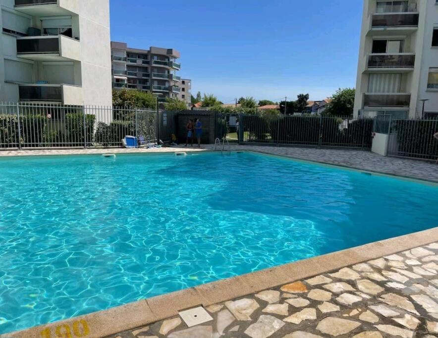 דירות ארסשון Vue Panoramique Sur Bassin,Piscine Et Terrasse מראה חיצוני תמונה